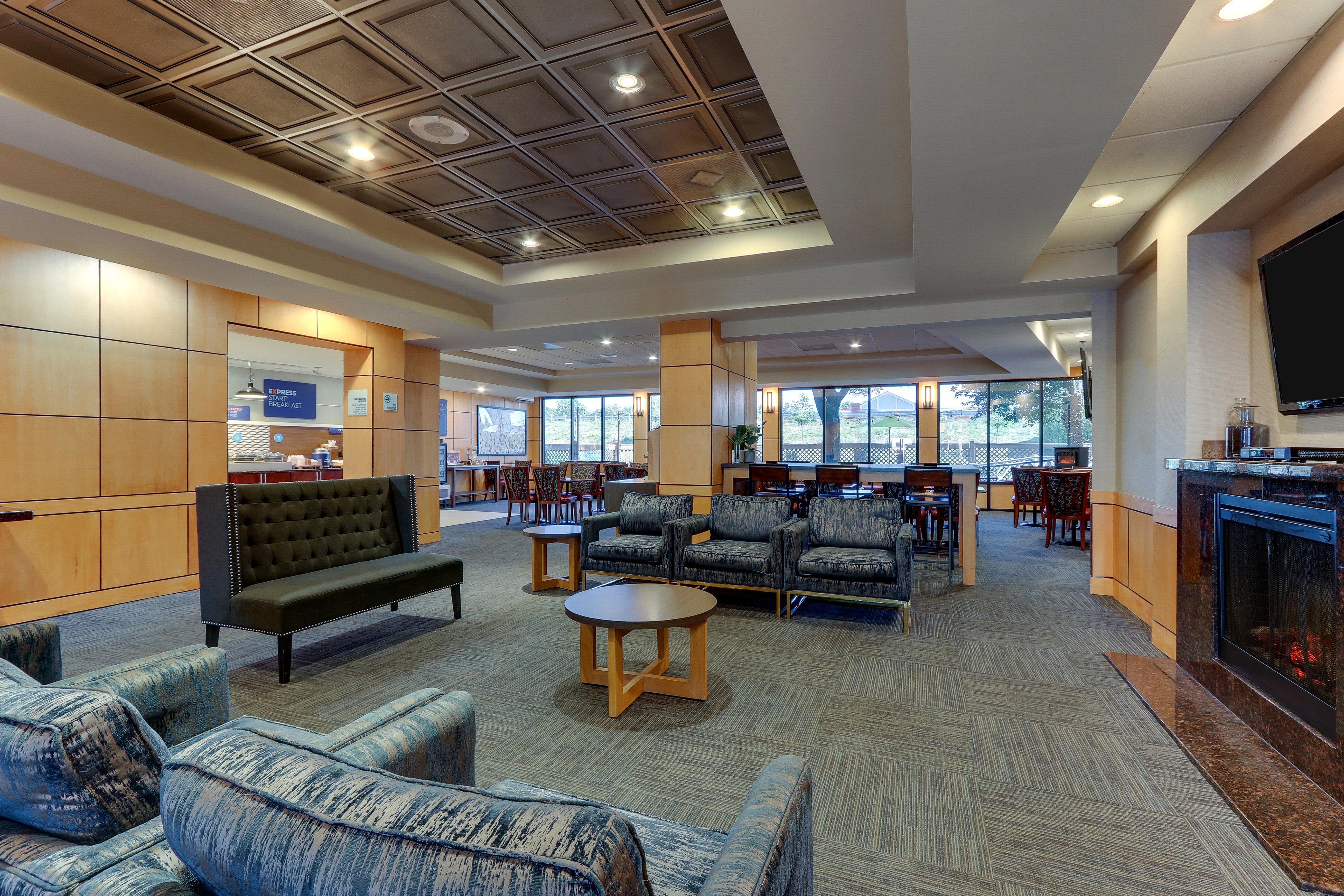 Holiday Inn Express Aberdeen-Chesapeake House By Ihg Ngoại thất bức ảnh