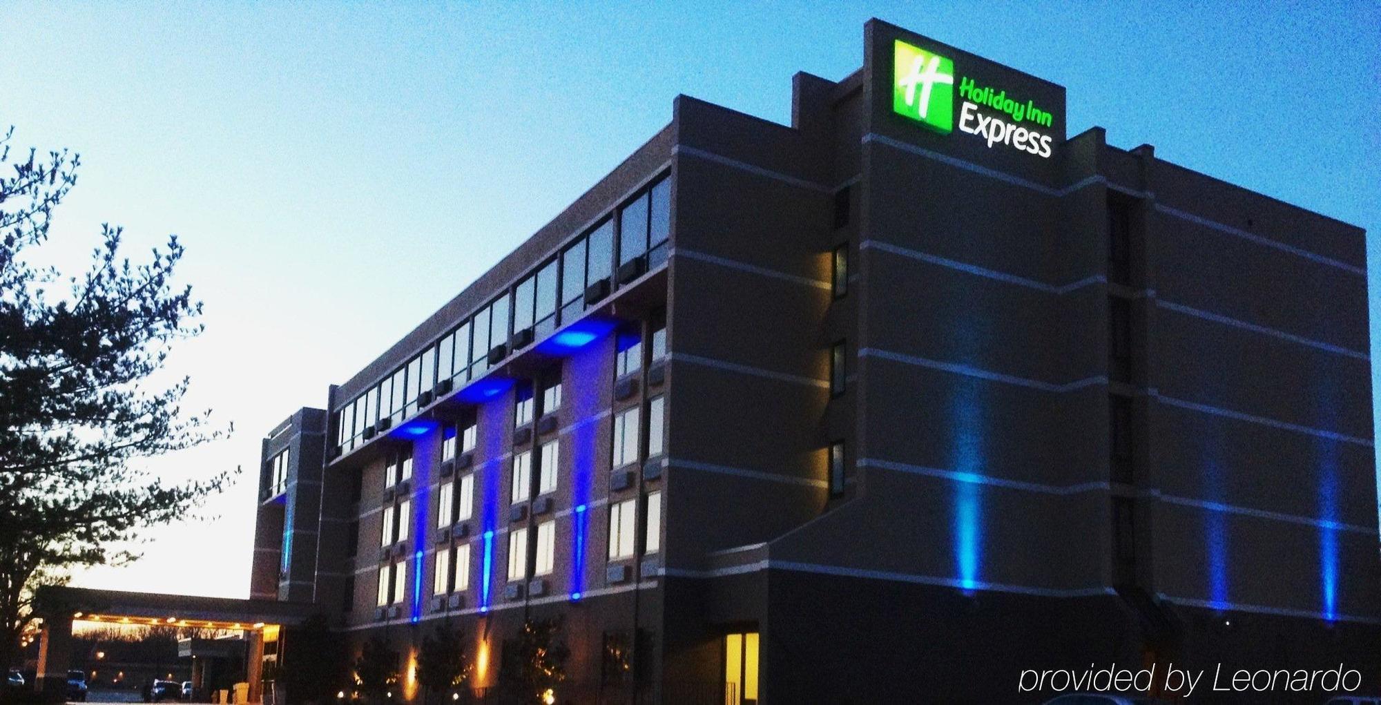 Holiday Inn Express Aberdeen-Chesapeake House By Ihg Ngoại thất bức ảnh