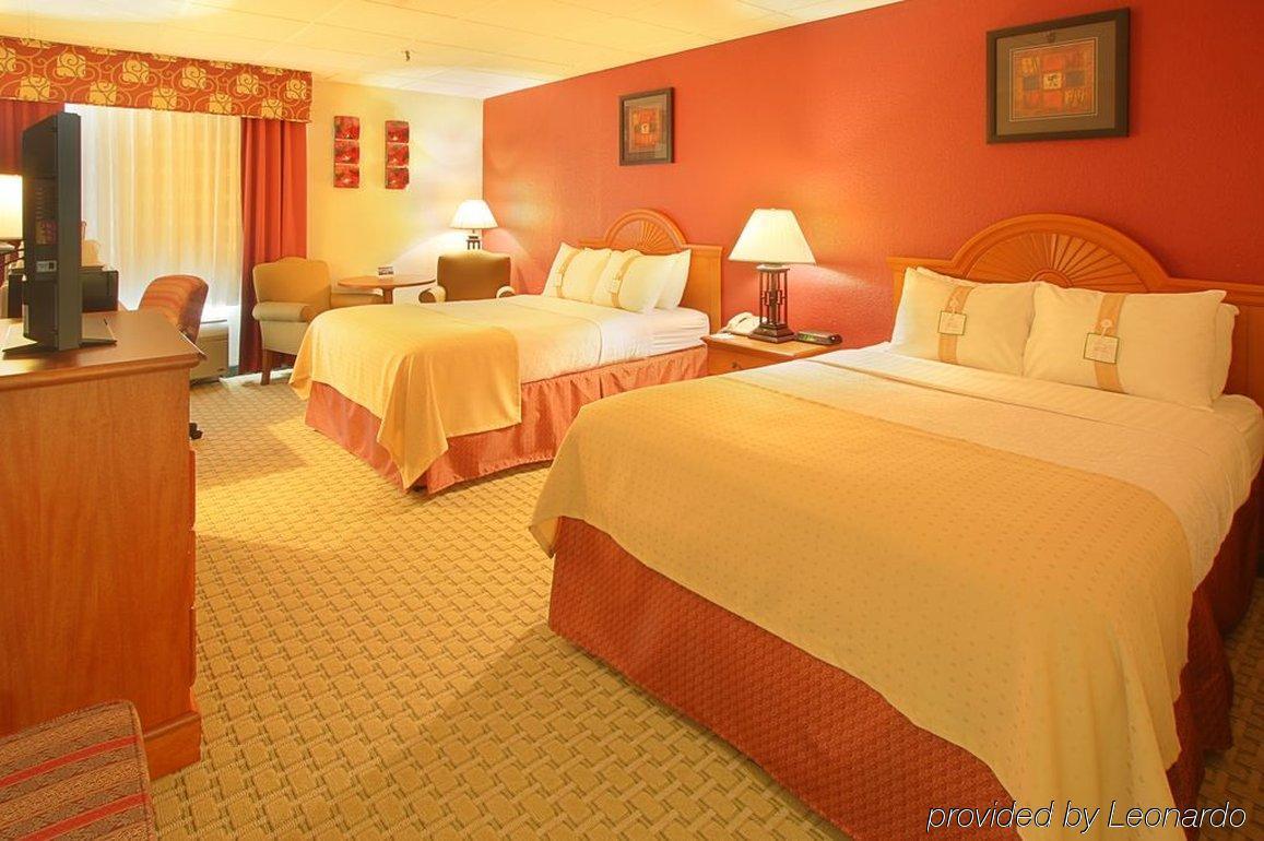 Holiday Inn Express Aberdeen-Chesapeake House By Ihg Phòng bức ảnh